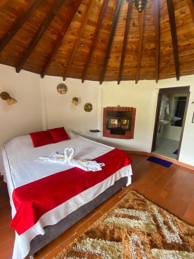 Hotel Campestre La Loma Curiti Bagian luar foto