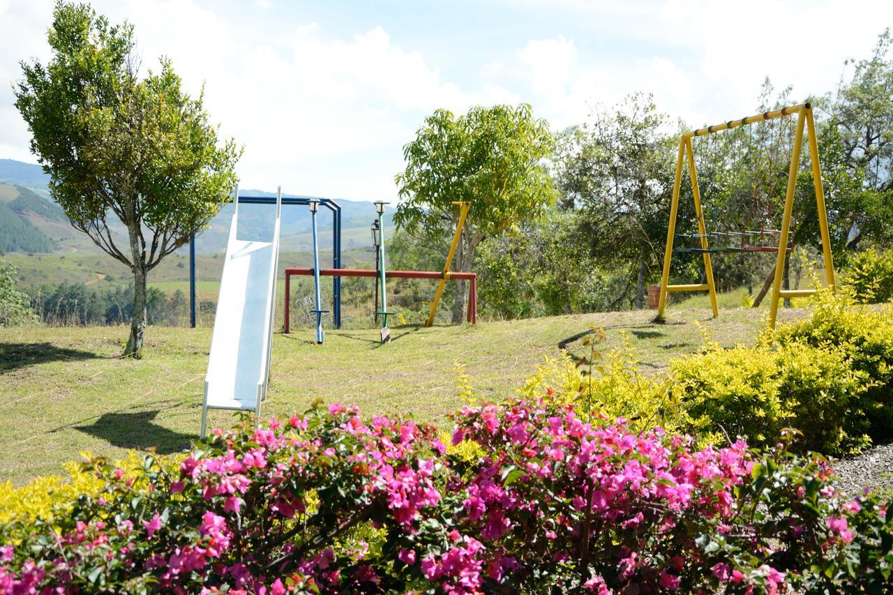 Hotel Campestre La Loma Curiti Bagian luar foto