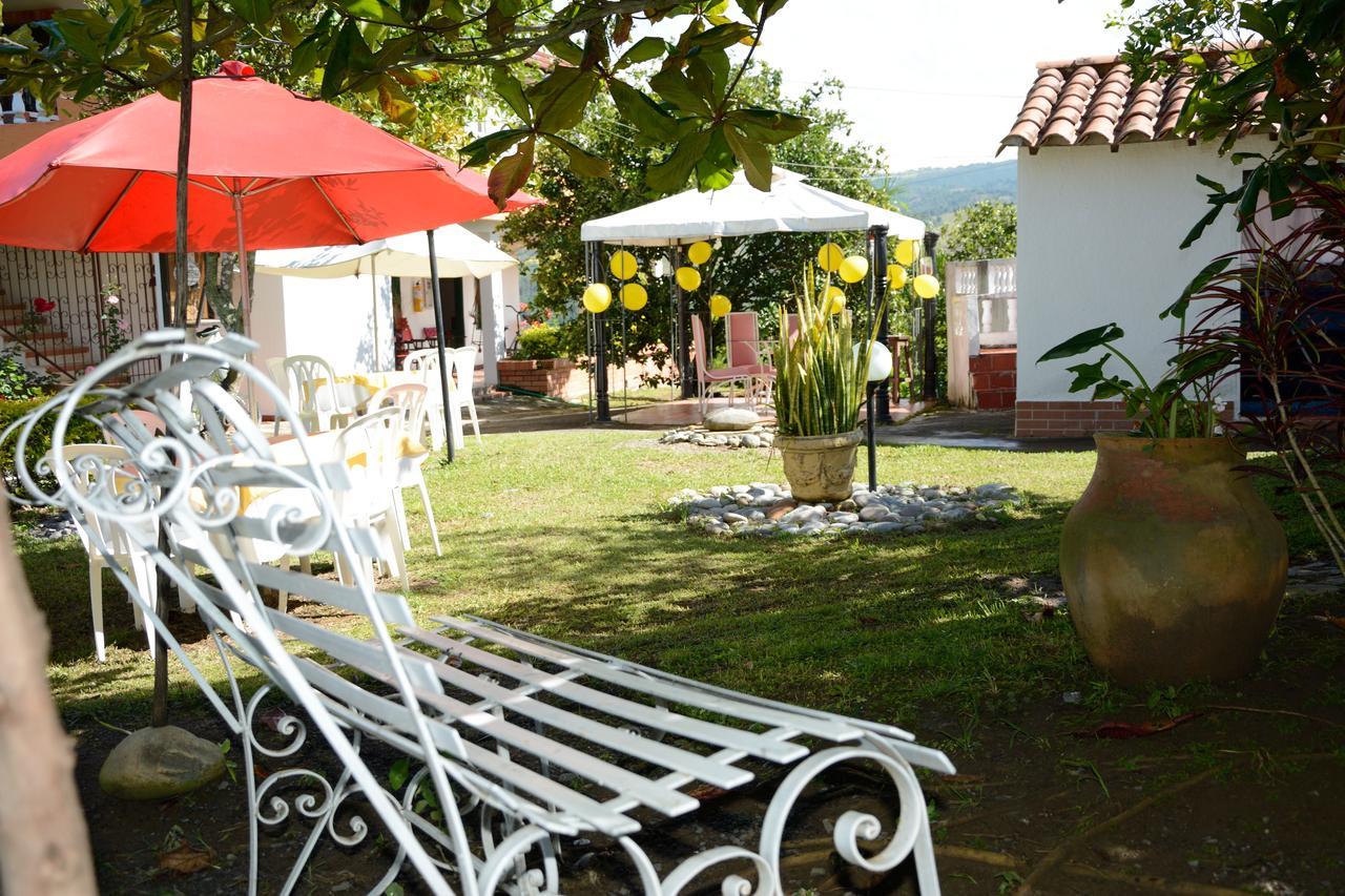Hotel Campestre La Loma Curiti Bagian luar foto